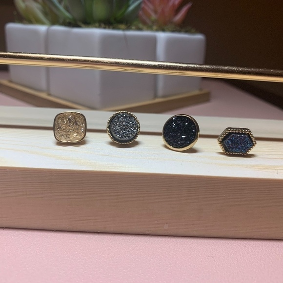 SALE💚 any 3 for $18 💚 Colorful Druzy Stone Stud Earrings Gold - Picture 1 of 2
